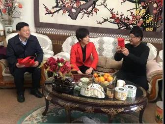 春節(jié)前夕酒泉市國資委領(lǐng)導(dǎo)看望慰問敦煌種業(yè)老干部老黨員、困難職工